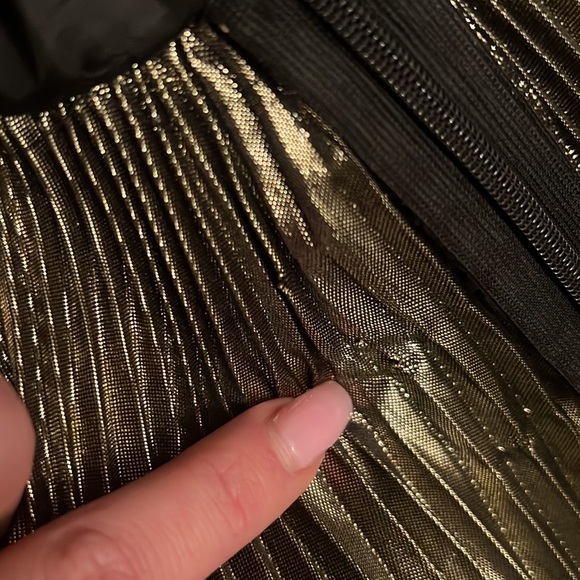 Host Pick✨ Kate Spade Saturday Light Beam Peplum Top. Gold pleated lame Size 00 - Picture 11 of 11